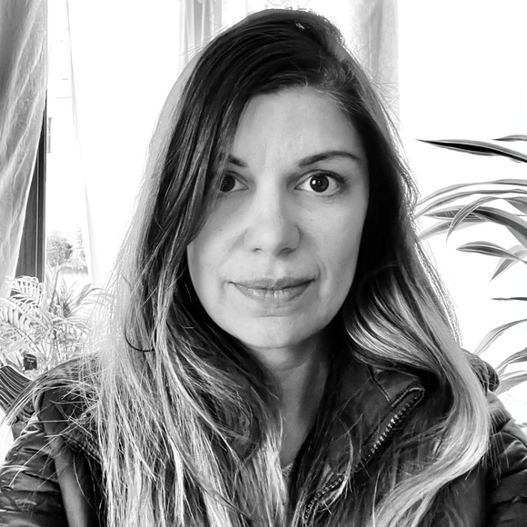 Meet your Posher, Heather - Picture 1 of 1